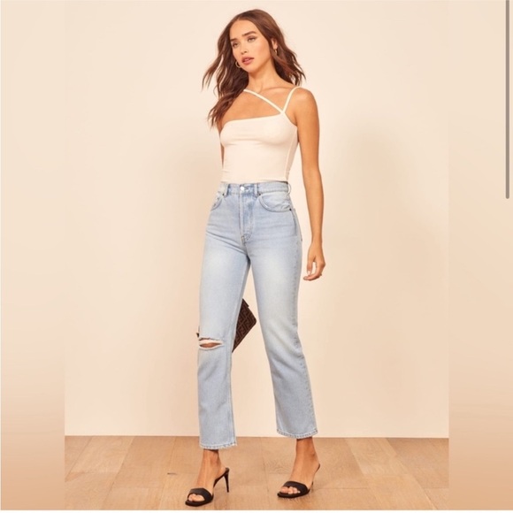 Reformation Cynthia Crop High Rise Light Wash Relaxed Jean Distressed - Picture 14 of 14